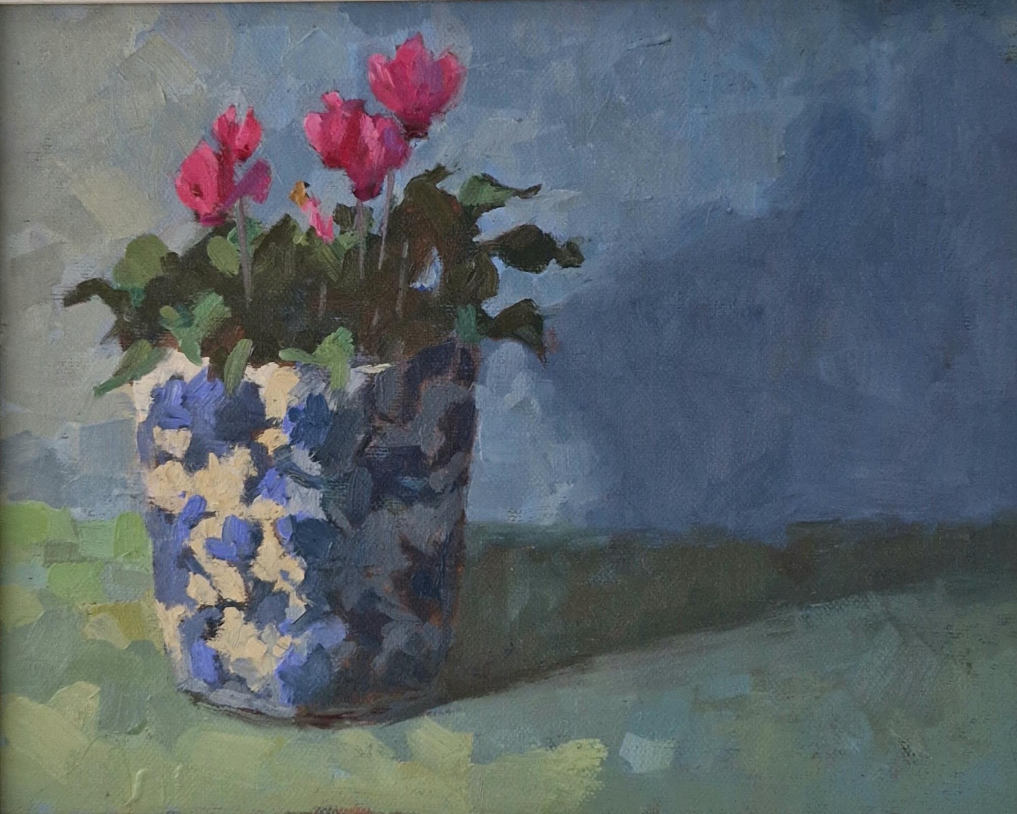Cyclamen pot